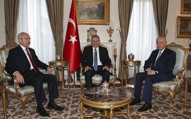 Baş nazir müxalifət liderlərilə görüşəcək - Terrora görə