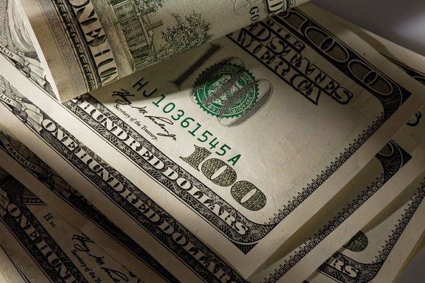 Dollardan imtina Azərbaycanın maraqlarına uyğun deyil