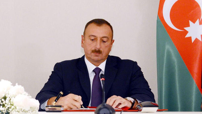 Bakı Slavyan Universitetinin əməkdaşları təltif edildi - SİYAHI