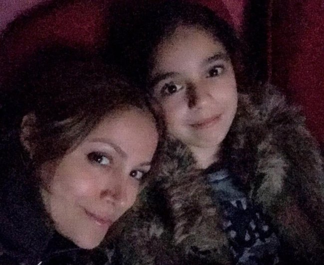 Nigar Camal Londonda yaşayan qızı ilə - FOTO