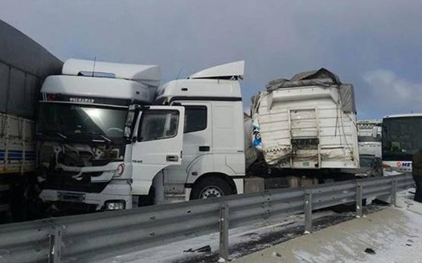 Aksaray-Adana yolu qan çanağına döndü — 5 ölü, 50-ə yaxın yaralı + FOTO