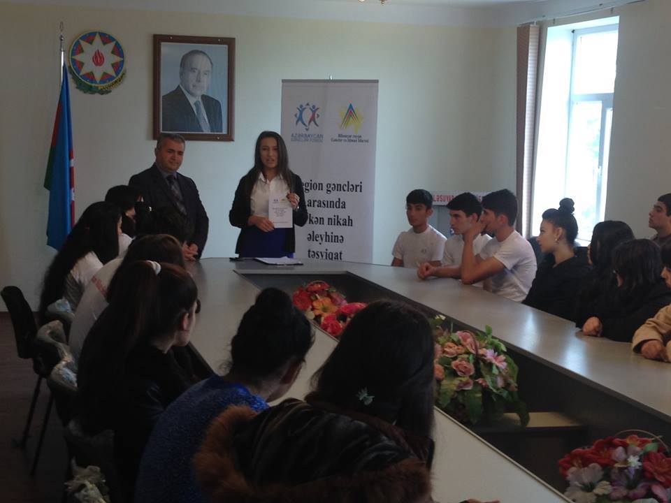 Biləsuvarda “Region gəncləri arasında erkən nikah əleyhinə təşviqat” adlı layihəyə yekun vurulub - FOTOLAR