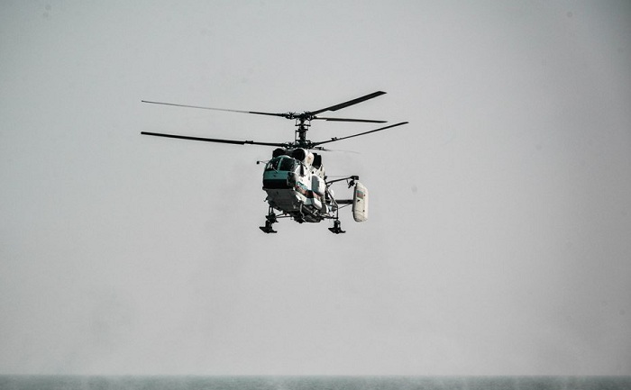 3 helikopter və 3 gəmi  itkin düşən neftçiləri axtarır - Son məlumat