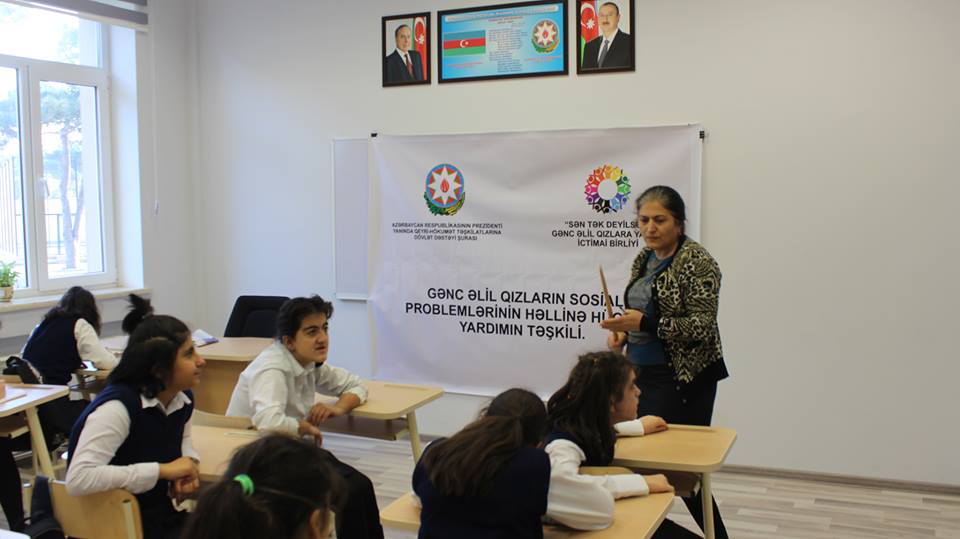 “Gənc Əlil qızların sosial problemlərinin həllinə hüquqi yardımın təşkili” adlı layihəyə uyğun olaraq əlillər üçün kurslar təşkil edilmişdir