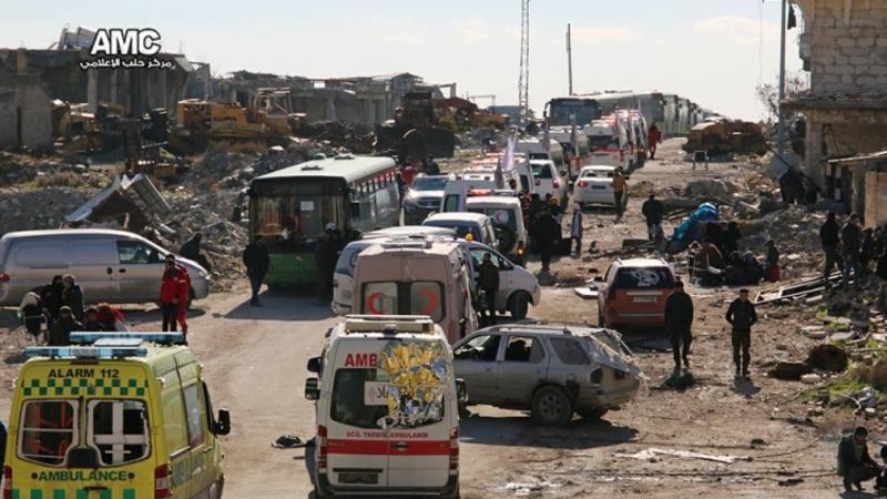 Təxliyyə davam edir: Hələbdə 50 min insan qalıb - FOTO+VİDEO