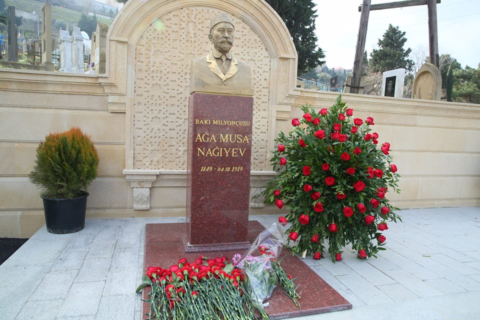 Biləcəri qəsəbəsində milyonçu Ağa Musa Nağıyevin qəbirüstü abidəsi ziyarət üçün açıq elan olunmuşdur