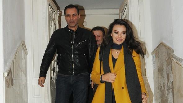 Rafet el Romanın özündən 22 yaş kiçik yeni sevgilisi - FOTO