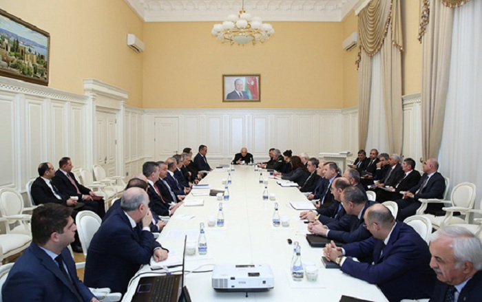 Prezidentin yaratdığı komissiya ilk iclasını keçirdi