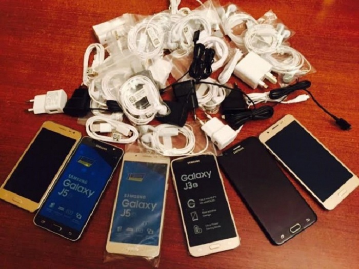 Yuyucu tozun içindən telefon çıxdı