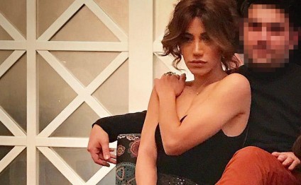 Röya sevgili olduğu iddia edilən şəxslə FOTOsunu paylaşdı