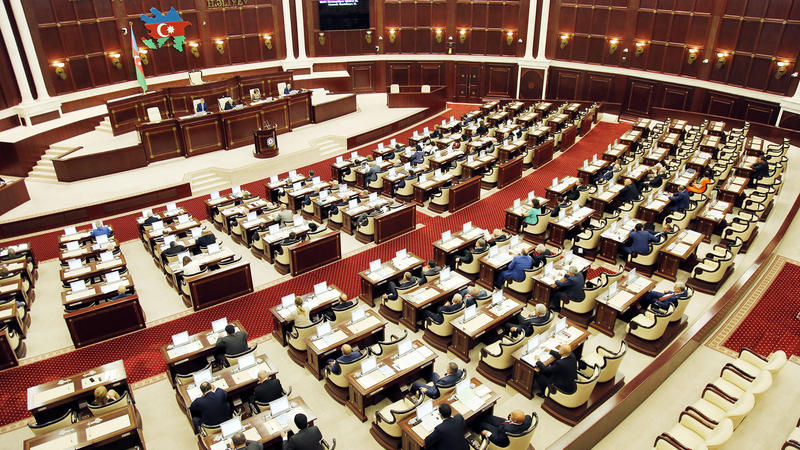 Azərbaycanda kimin nə qədər borcu silinəcək? - Komitə açıqladı