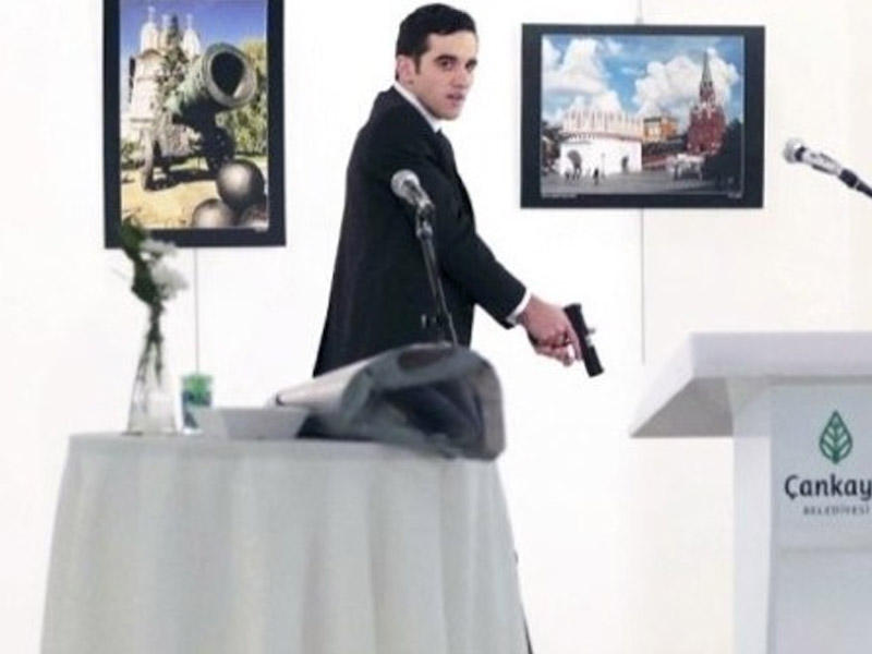 Rusiyalı səfirə neçə güllə dəydiyi açıqlandı