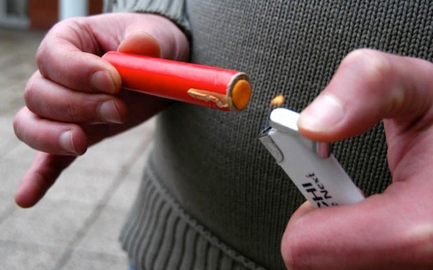 Bayram üçün partlayıcı düzəltdi — Barmaqlarını itirdi..