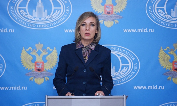 `Facebook` Zaxarovadan üzr istədi - Karlovun şəklinə görə