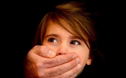 Quran kursunda BİABIRÇILIQ: Şagirdlərə porno izlədib zorladılar