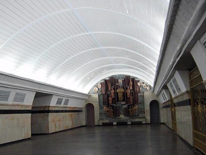 Metro istifadəçilərinə MÜJDƏ