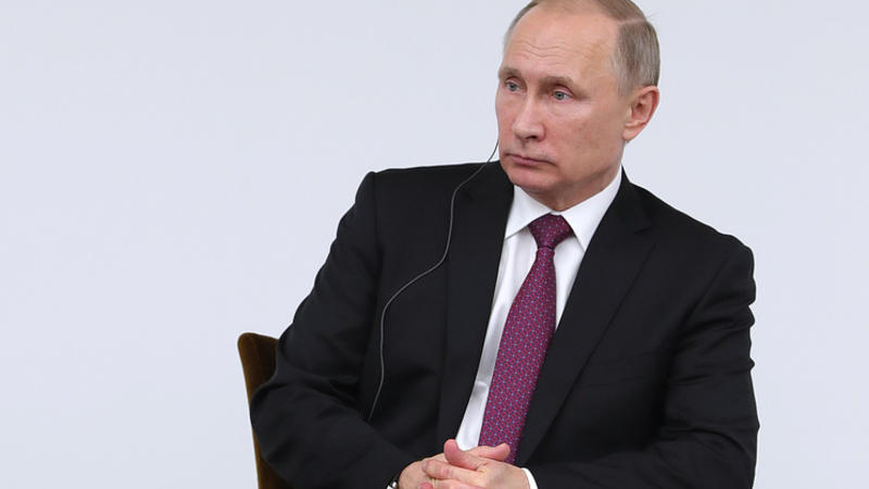 Putinin illik mətbuat konfransı başladı - CANLI YAYIM