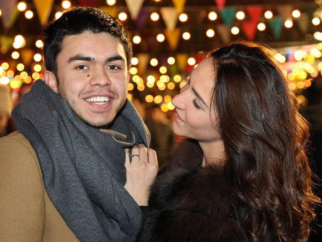 Azərbaycanlı müğənni xanımı ilə - FOTOLAR