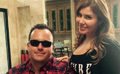 Tanınmış ulduzun cəsədi sevgilisinin bağçasında tapıldı - FOTO