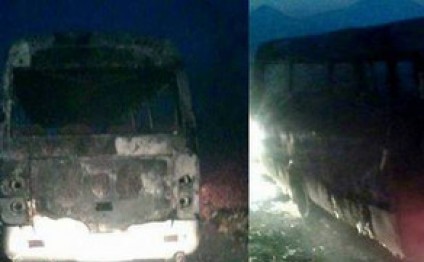 Ermənistanda Dağlıq Qarabağa hərbi qulluqçuları daşıyan avtobus yanıb