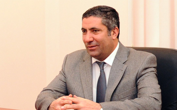 “İnsan arıqlayar da, kökələr də!” — Siyavuş Novruzov ittihamlara cavab verdi