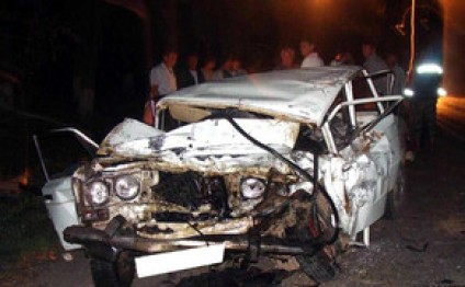 Tovuzda yol qəzası baş verib, sürücü xəsarət alıb