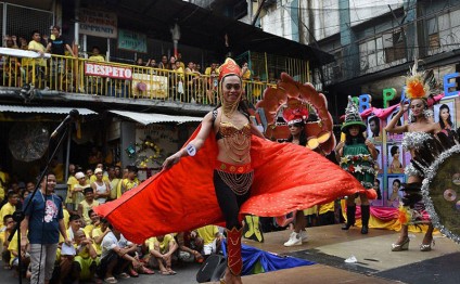 Ən təhlükəli həbsxanada gözəllik müsabiqəsi keçirildi - FOTOLAR