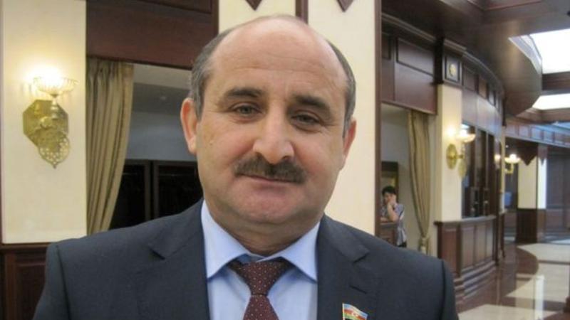 Çingiz Qənizadə Astan Şahverdiyevin əvəzinə ÜZR İSTƏDİ