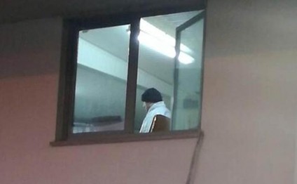 “Hədiyyə” qutusundan silah çıxdı - Sevgilisini də vurdu, özünü də