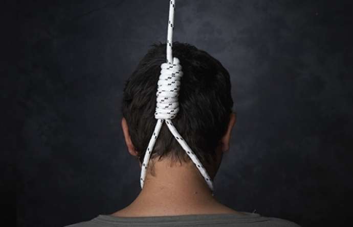 11-ci sinif şagirdi intihar etdi