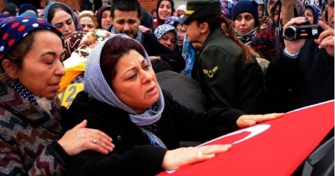 Şəhidin oxuduğu mahnı hər kəsi ağlatdı - VİDEO