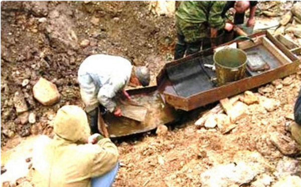 Salyanda DƏHŞƏT: 26 yaşlı oğlanı öldürüb üzərində hamam tikdilər