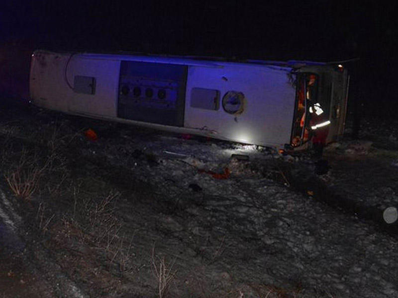 Sərnişin avtobusu QƏZAYA DÜŞDÜ: 5 ölü, 34 yaralı - YENİLƏNİB - VİDEO