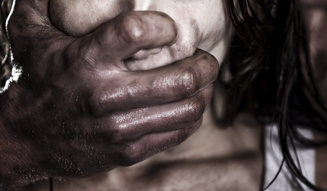 Gəncədə qadını “07” ilə qaçırdılar - Üzüyünü alıb zorladılar