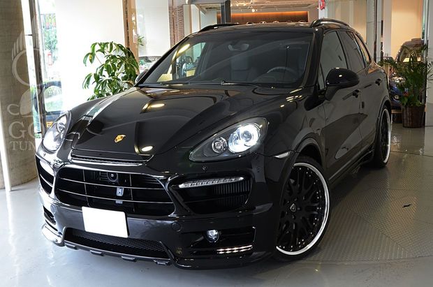 Yol polisi bahalı avtomobili 4 aydır cərimə meydançasında saxlayır