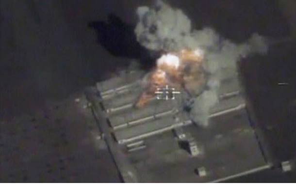 Rusiyadan Türkiyəyə ilk dəstək — İŞİD terrorçuları bombardman edildi