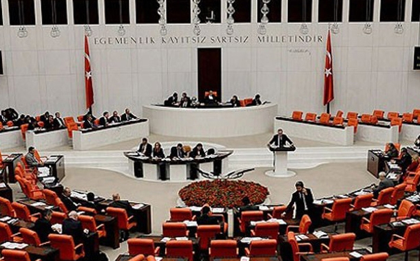 Səfərbərliklə bağlı konstitusiya dəyişikli edildi — Türkiyədə