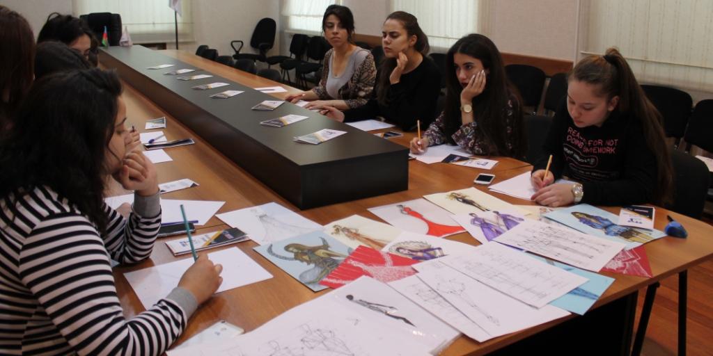 “Mənim ikinci peşəm” layihəsi çərçivəsində modelyerlik kursu keçirilib