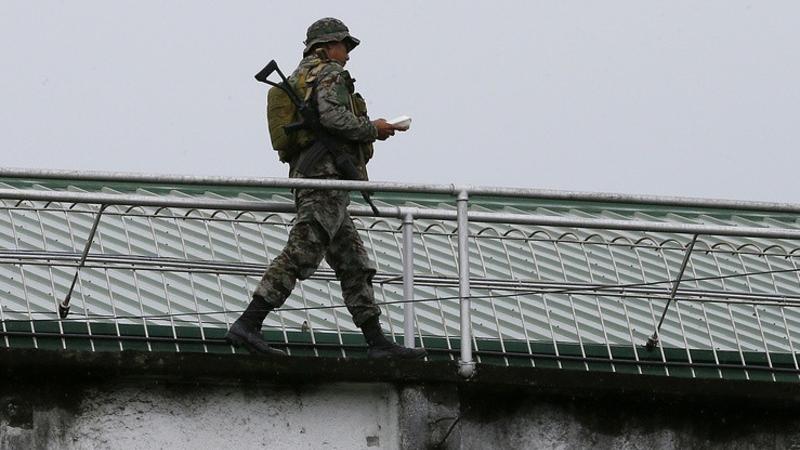 Həbsxanaya silahlı hücum - 132 dustaq qaçdı