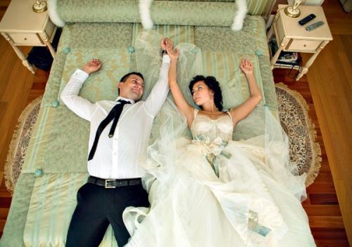 Çılpaq kişiylə nələr etmək olar?