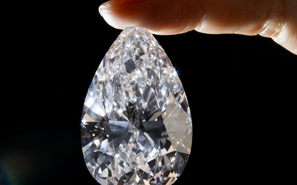 5,5 milyon avroluq brilyant oğurlanıb