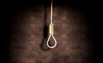 Bakıda 36 yaşlı qadın özünü idman alətindən asaraq intihar edib