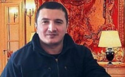 Lotu Quli azadlığa çıxır və düşmənlərinə qalib gəlir