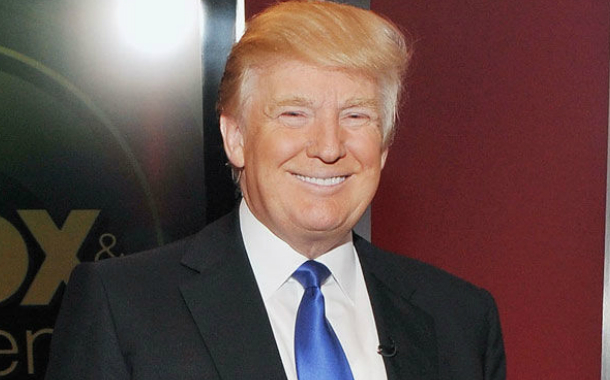 Tramp Amerika kəşfiyyatının rəhbərləri ilə görüşdü