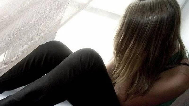  ERMƏNİ QIZLARININ BİABIRÇI GÖRÜNTÜLƏRİ!- Erməni qızlarını çılpaq tutan azərbaycanlı gənclər yeni görüntülər yaydı - VİDEO