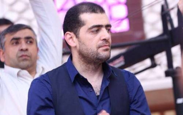 Müğənni Tunar müəlliməyə elçi düşdü - Yazda toyudur