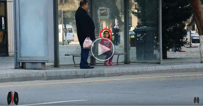 Azərbaycanda küçədə üşüyən qıza vətəndaşların REAKSİYASI- VİDEO