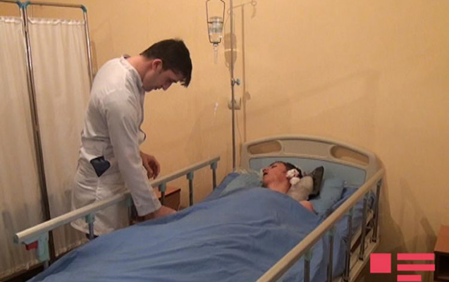 Başına boru düşən məktəbli Bakıya gətirildi