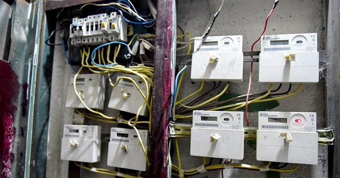 İşıq qəbzi azərbaycanlı məşhuru şoka saldı - FOTOLAR