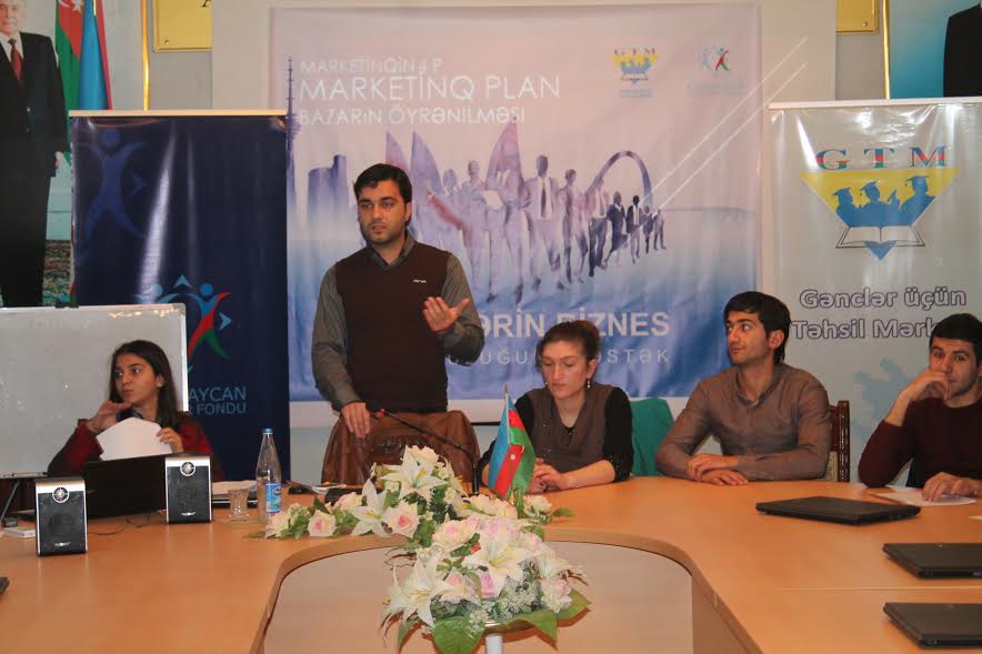 Gənclərin biznes quruculuğuna dəstək təlimləri başladı- FOTOLAR